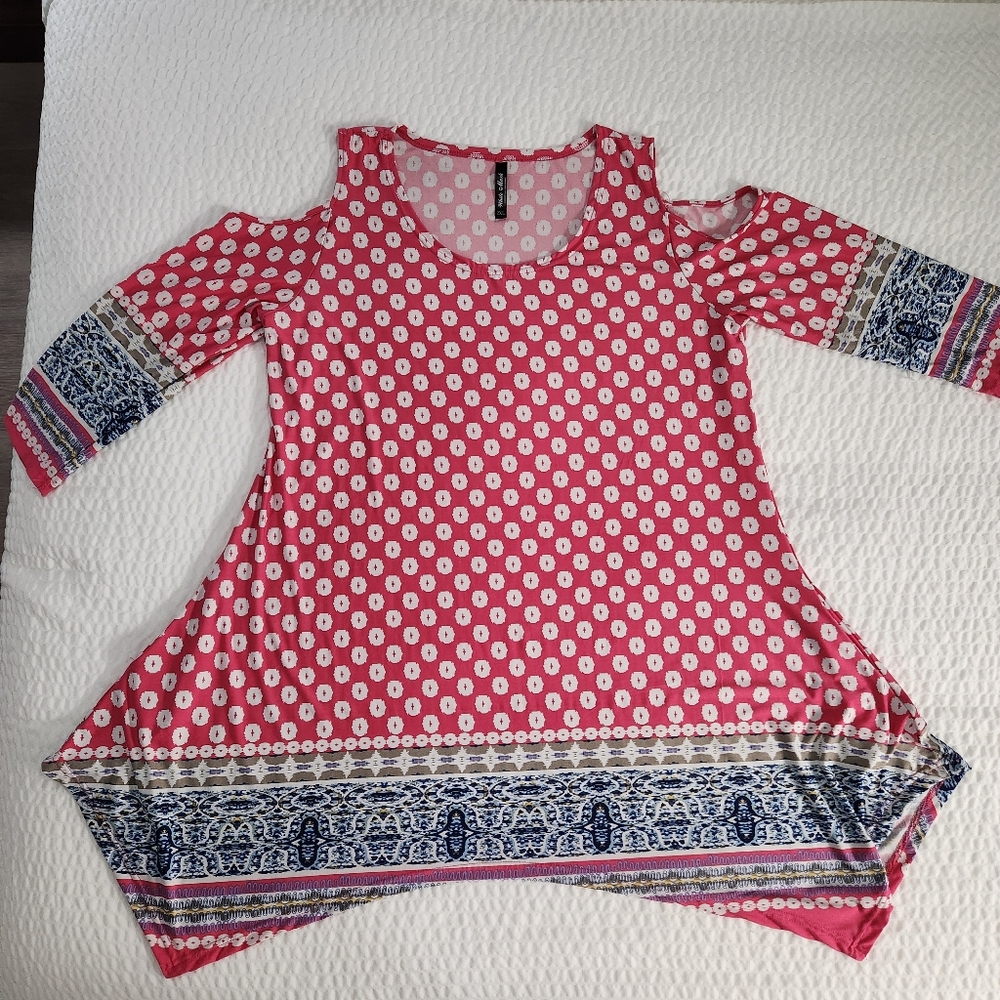 White Mark Blouse Cold Shoulder